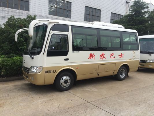 China Plateauterrein 19 Zetels van Diesel het Type Minibusster de Motor Handversnellingsbak van Cummins leverancier